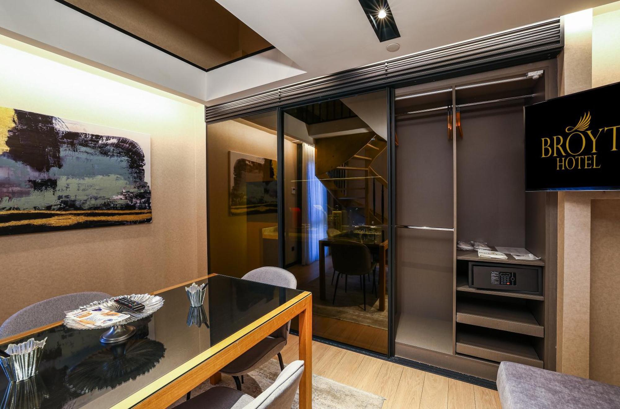 Broyt Hotel Istanbul Ngoại thất bức ảnh