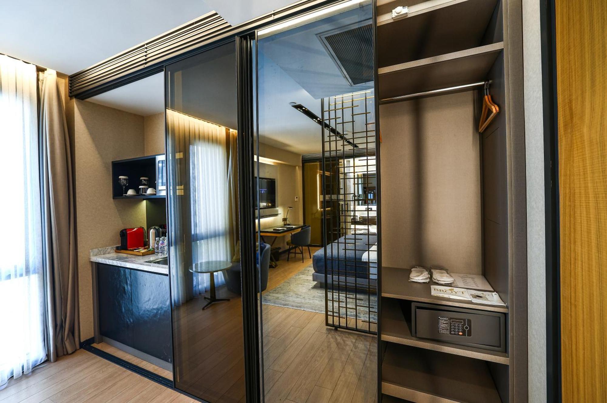 Broyt Hotel Istanbul Ngoại thất bức ảnh